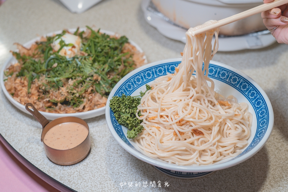 花現鳥巢餐廳｜大甲超人氣台菜私房料理，超澎湃手路菜價格實惠｜必點招牌砂鍋神仙鴨/聽海甜點｜台中大甲婚宴會館/合菜聚餐美食推薦