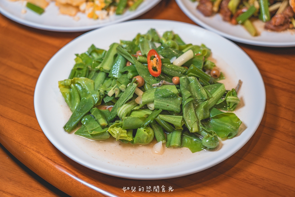 鄉之味小吃部｜國姓客家私房料理，顛覆又油又重口味的既定印象｜必點招牌筍乾東坡肉/鹹蛋苦瓜｜南投旅遊露營區餐廳/合菜聚餐美食推薦